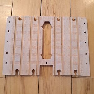 KNAPFORD STATION 4 LANE TRACK!  Thomas Train Wooden Railway